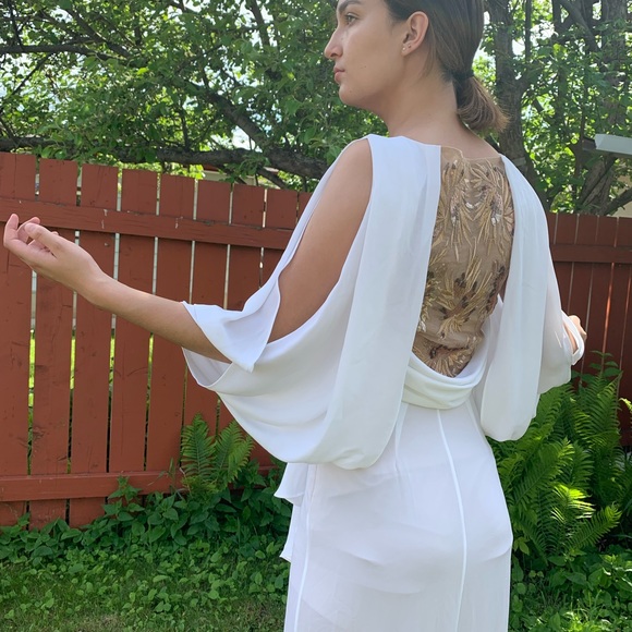 White Gown/Prom Dress - Picture 4 of 6